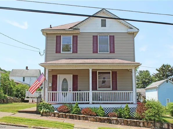 620 6th St, Chester, WV 26034