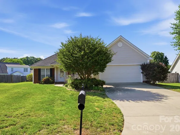 1513 Standish Dr, Monroe, NC 28110