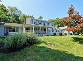 82 Thornhill Drive, Pleasant Valley, NY 12569