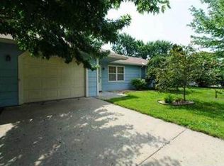 2416 Brookside Dr, Lawrence, KS 66047