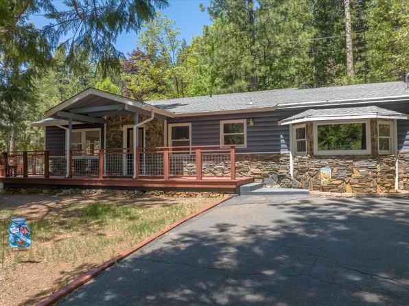 2273 Flanders Dr, Arnold, CA 95223