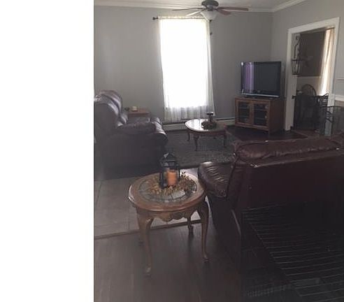 2nd image of 850 E High Ave
