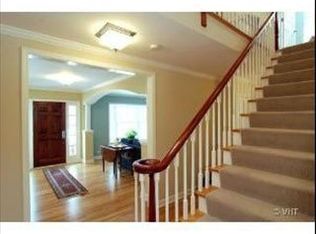 1037 Cherokee Rd, Wilmette, IL 60091
