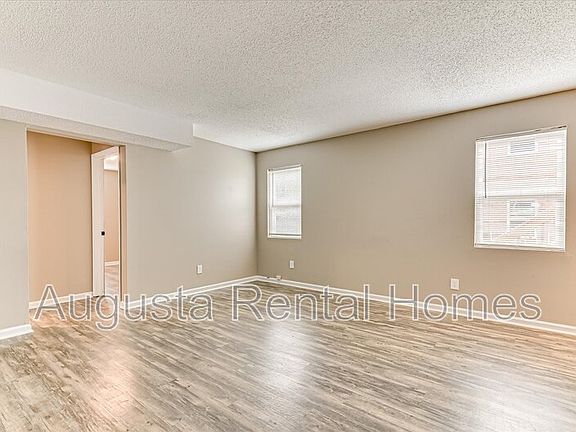 4th image of 3037 Old Powderhouse Rd #D2