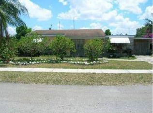 104 Williams Rd, West Park, FL 33023