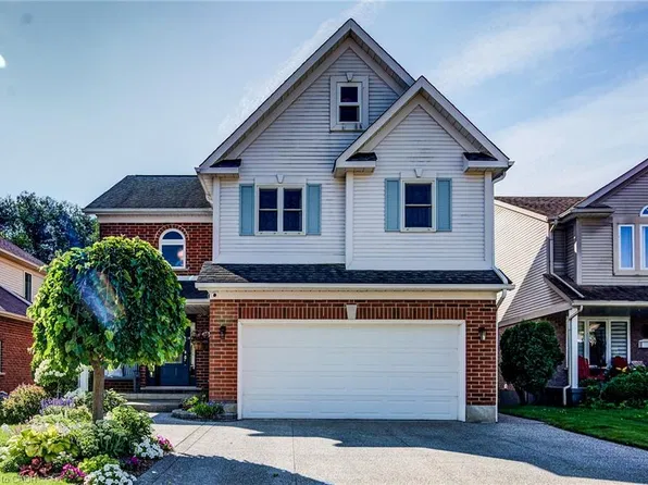 39 Oliver Ct SE, Kitchener, ON N2N 3E7