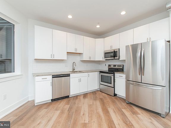 5th image of 1804 E Passyunk Ave #2F