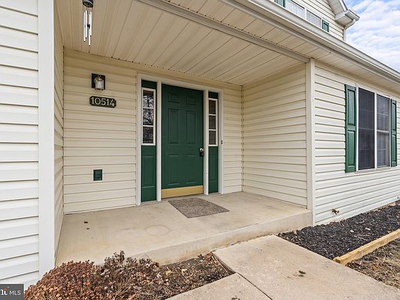 5th image of 10514 Bear Creek Dr
