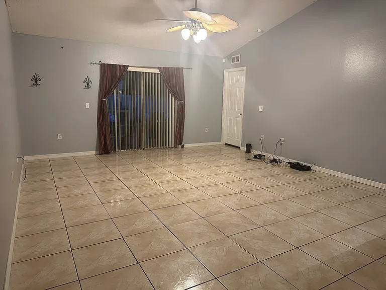 53 Sawfish Ct — Photo 8