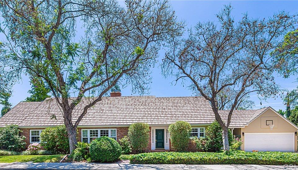 1st image of 706 Santa Clara Ave