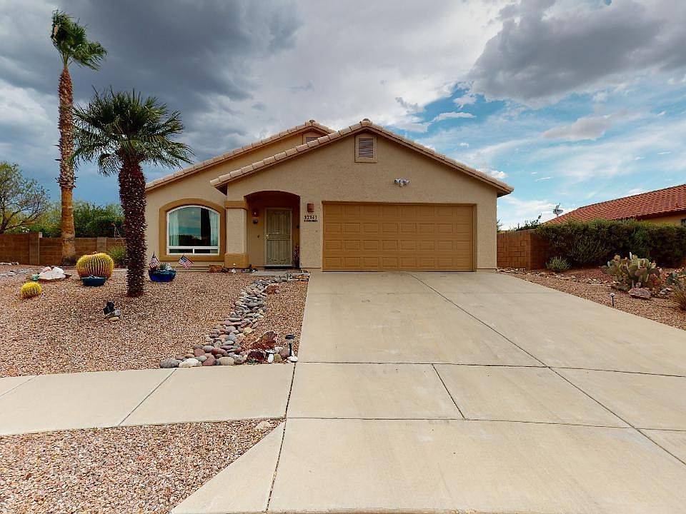 1st image of 2441 N Camino Reloj