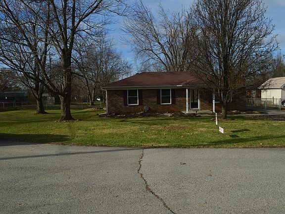 5th image of 124 Teakwood Cir
