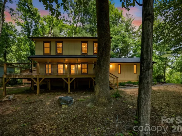 1 Eastway Ct, Fletcher, NC 28732