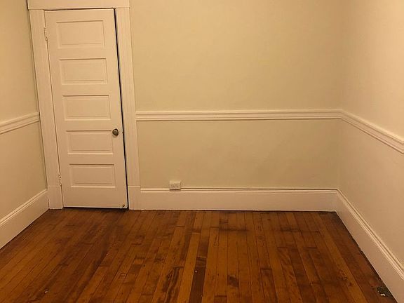 5th image of 1329 Grove St