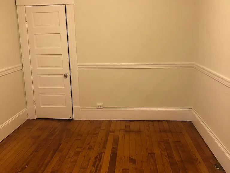 1329 Grove St — Photo 5