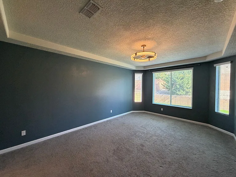 2861 Walsh Loop SE — Photo 21