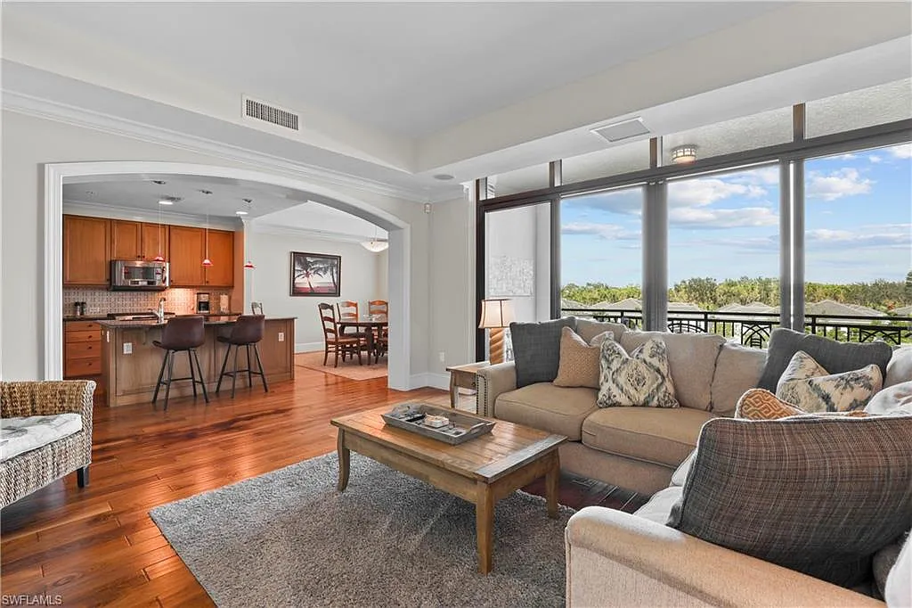 1 bed, 1.5 bath, 1484 sqft, $5,500 — Photo 3