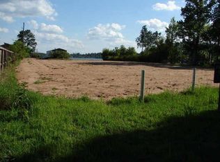 708 N Rivershire Dr, Conroe, TX 77304