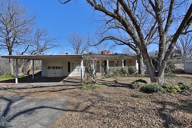 1st image of 341 Elm Cove Dr