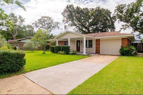 1st image of 145 Greenridge Dr