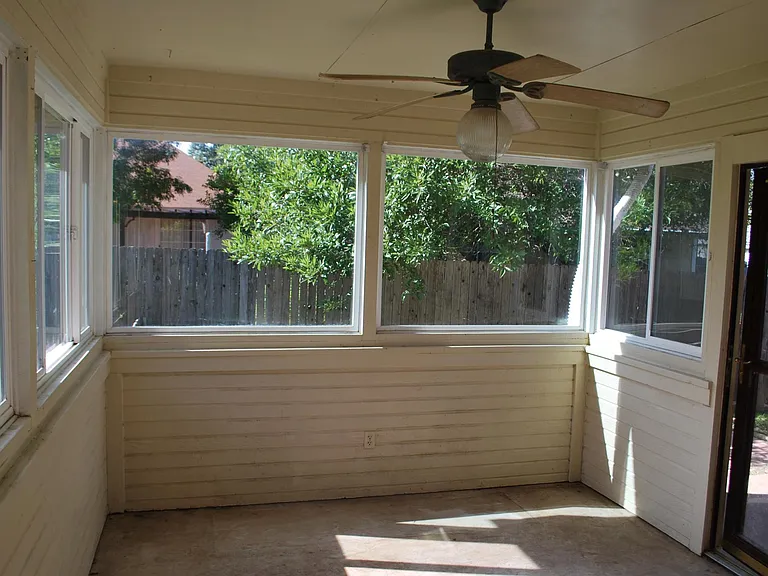 1306 Cimarron Cv — Photo 8