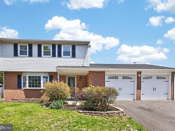 5th image of 723 Wendy Dr
