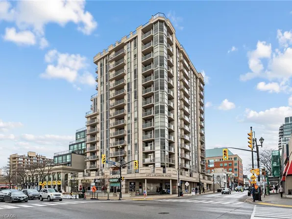 1477 Lakeshore Rd #Penthouse 1, Burlington, ON L7S 1B5