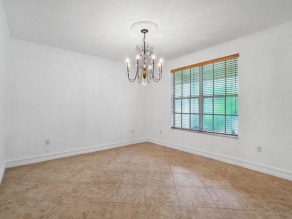 5th image of 1466 W Bexley Park Dr
