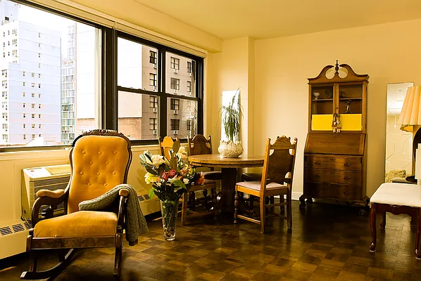 Sold by Century 21 NY Metro | media 15