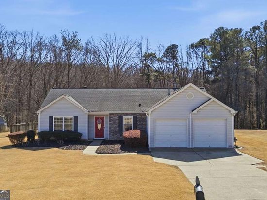 8425 River Hill Commons Dr, Ball Ground, GA 30107