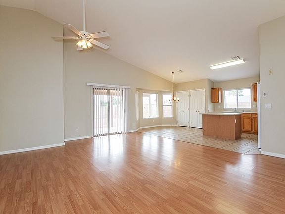 5th image of 1203 E Rosemonte Dr