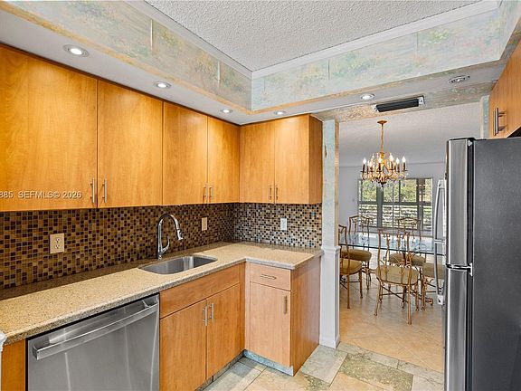 2nd image of 1603 Abaco Dr APT K4