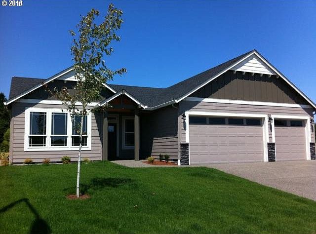 1st image of Lilac Ln
