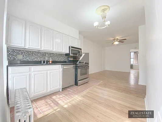 Rented by ZealEstate Group Inc | media 6