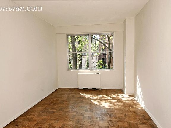 5th image of 230 E 79th St APT 3A