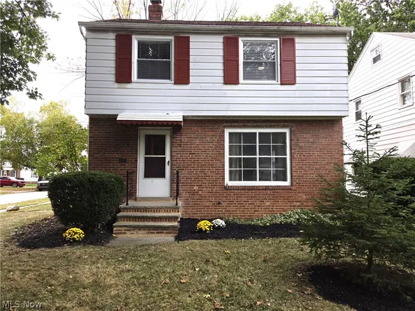 464 E 250th St, Euclid, OH 44132