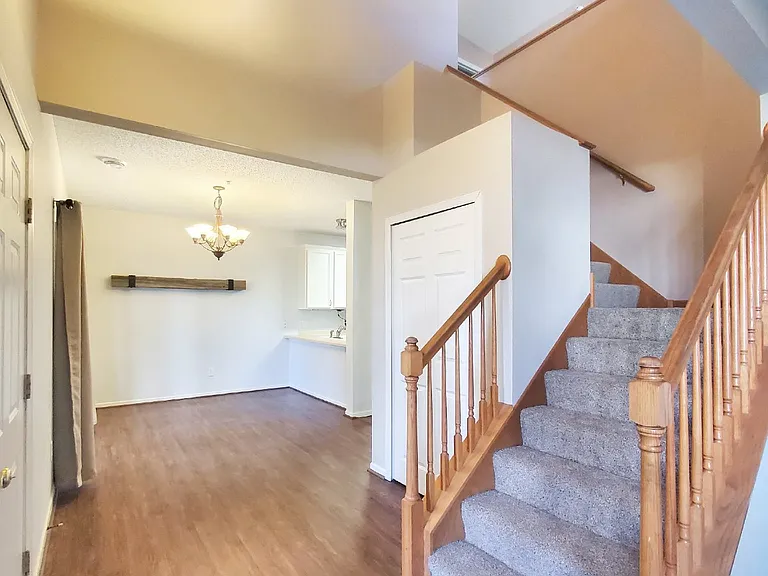 3840 Abercrombie Ln — Photo 13