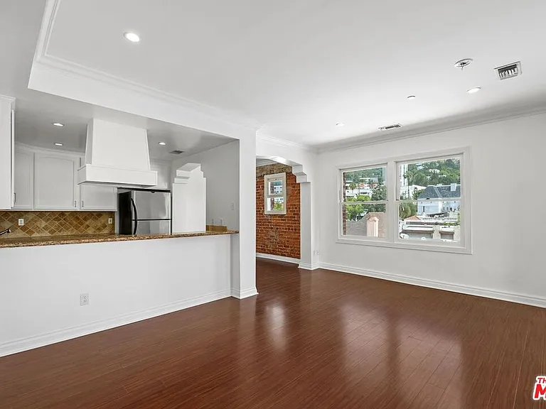 1236 N Flores St #207 — Photo 8