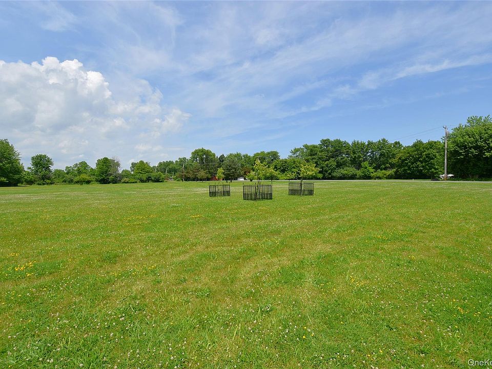 1st image of 21 Stacey Road