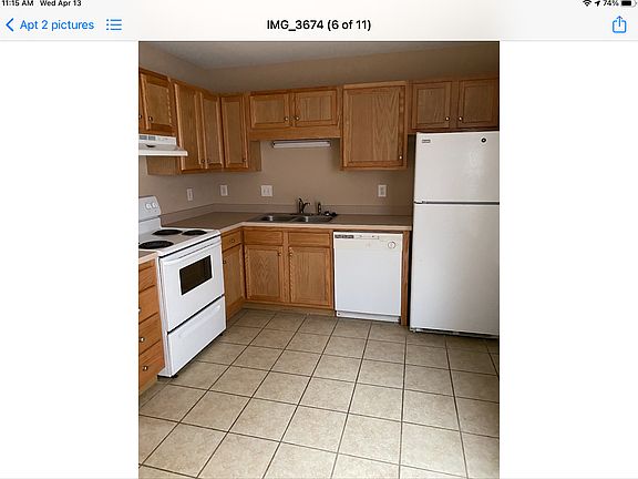 3rd image of 956 Margaret Dr #9