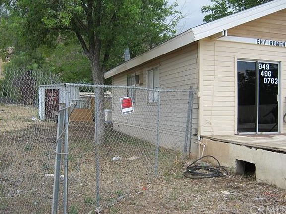 4th image of 18333 Grand Ave