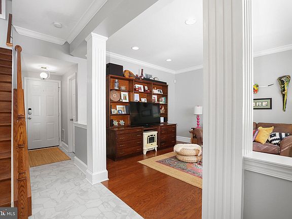 5th image of 13608 Custis St