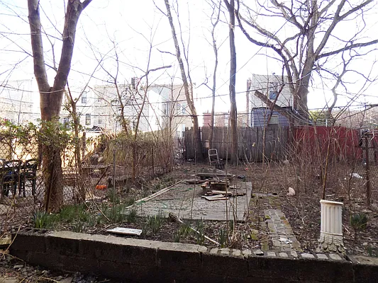 Rented by Blue Egg Realty Corp | media 52