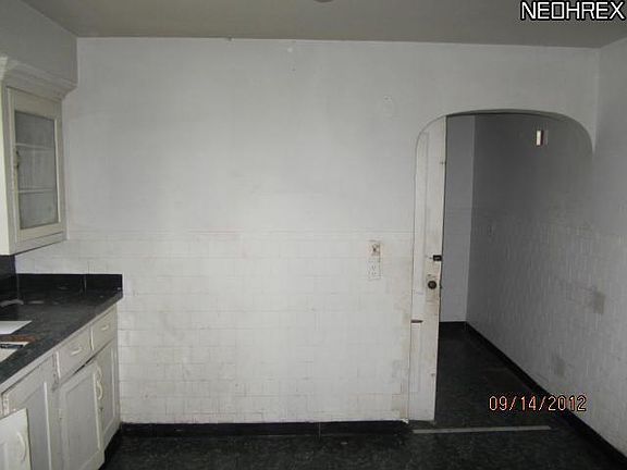 4th image of 128 Irondale St
