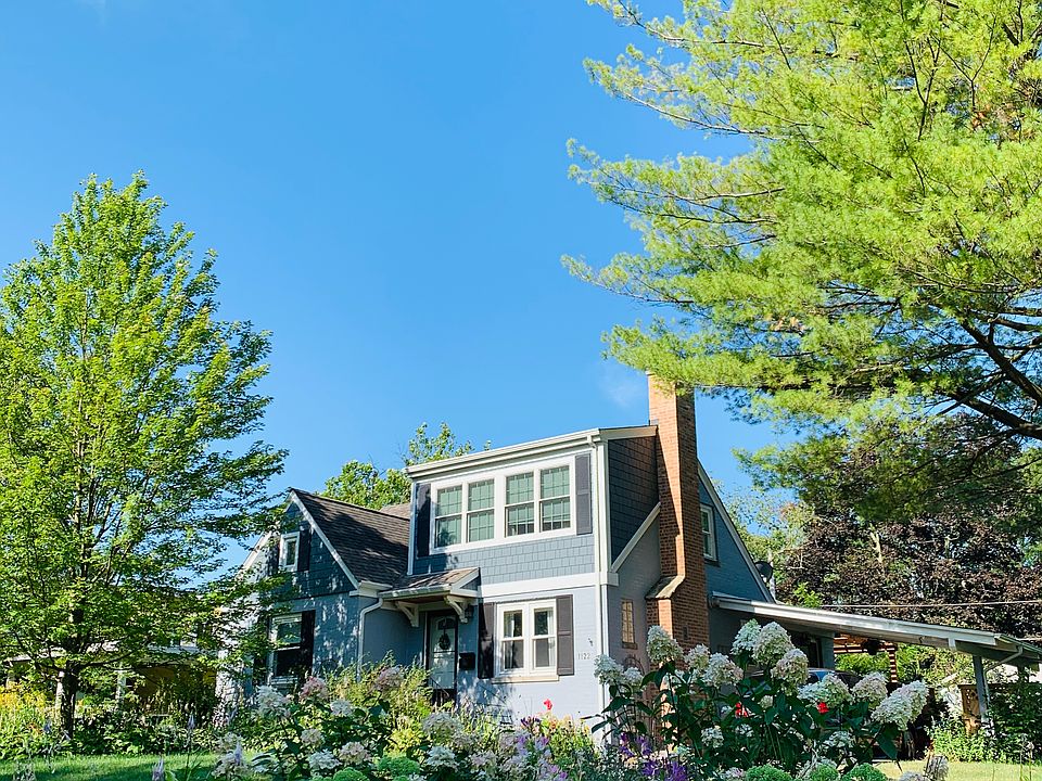 Wonderful curb appeal