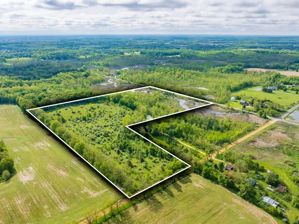 S 2nd St, Schoolcraft, MI 49087