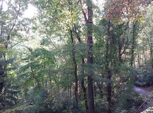 35 Powder Ridge Dr, Asheville, NC 28803