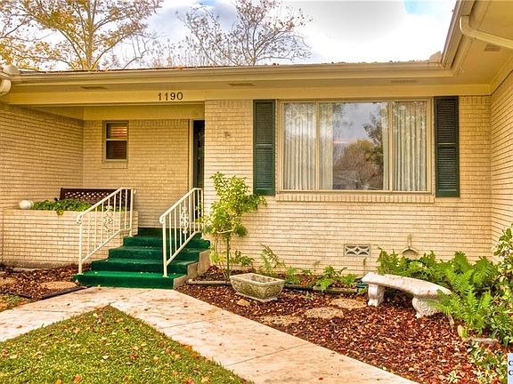 3rd image of 1190 Iris Ln