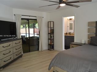 1200 NW 78th Ave #1200, Fort Lauderdale, FL 33322