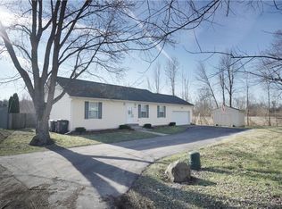 402 Grant St, Harveysburg, OH 45032